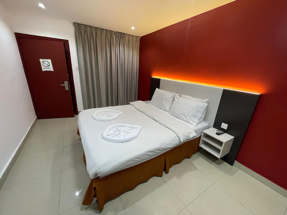 Standard Double Room, 1 King Bed photo 2