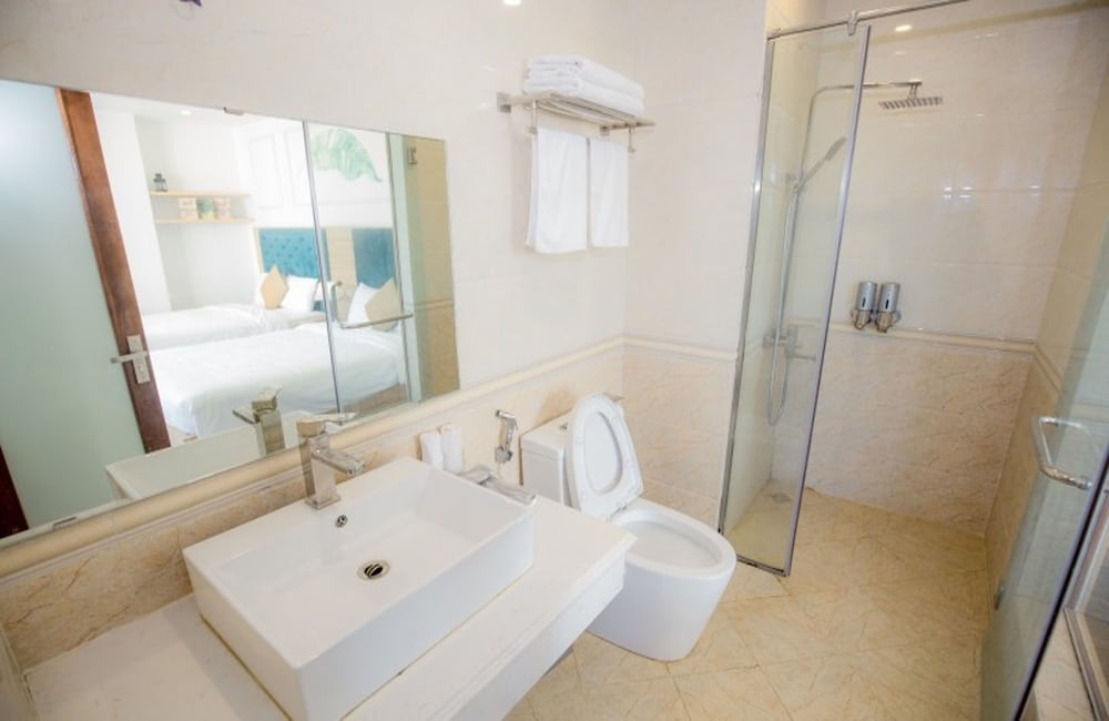 Twin Room, City View photo 3