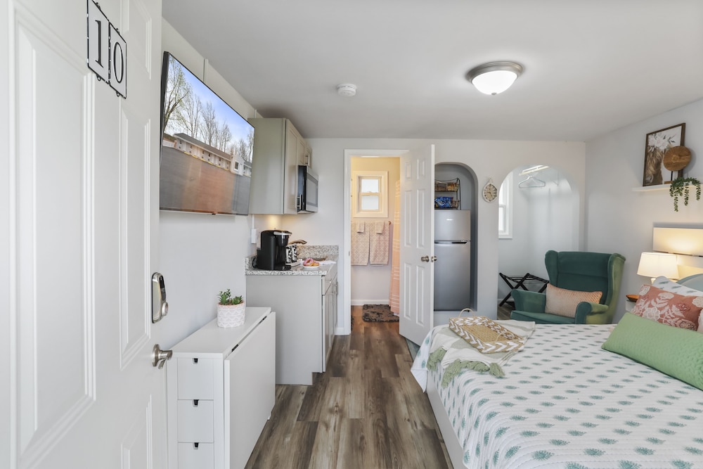 Boho, 1 queen bed photo 2