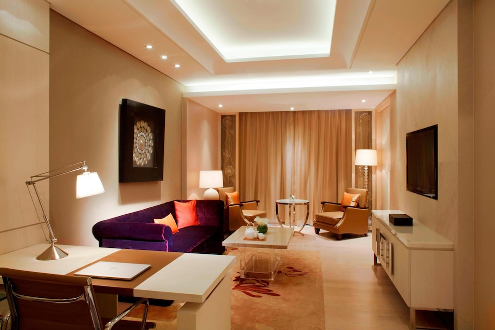Club Suite, 1 Bedroom, Smoking
