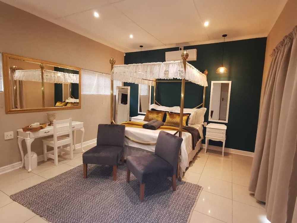 Comfort Room (Bridal Suite) photo 1
