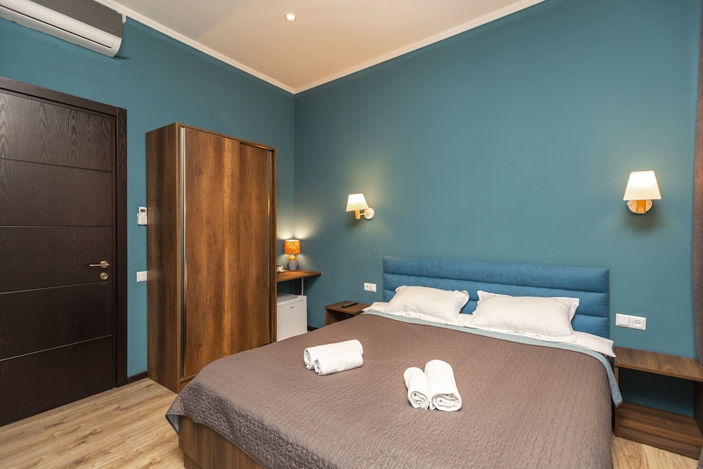 Romantic Double Room, 1 King Bed, Non Smoking photo 3