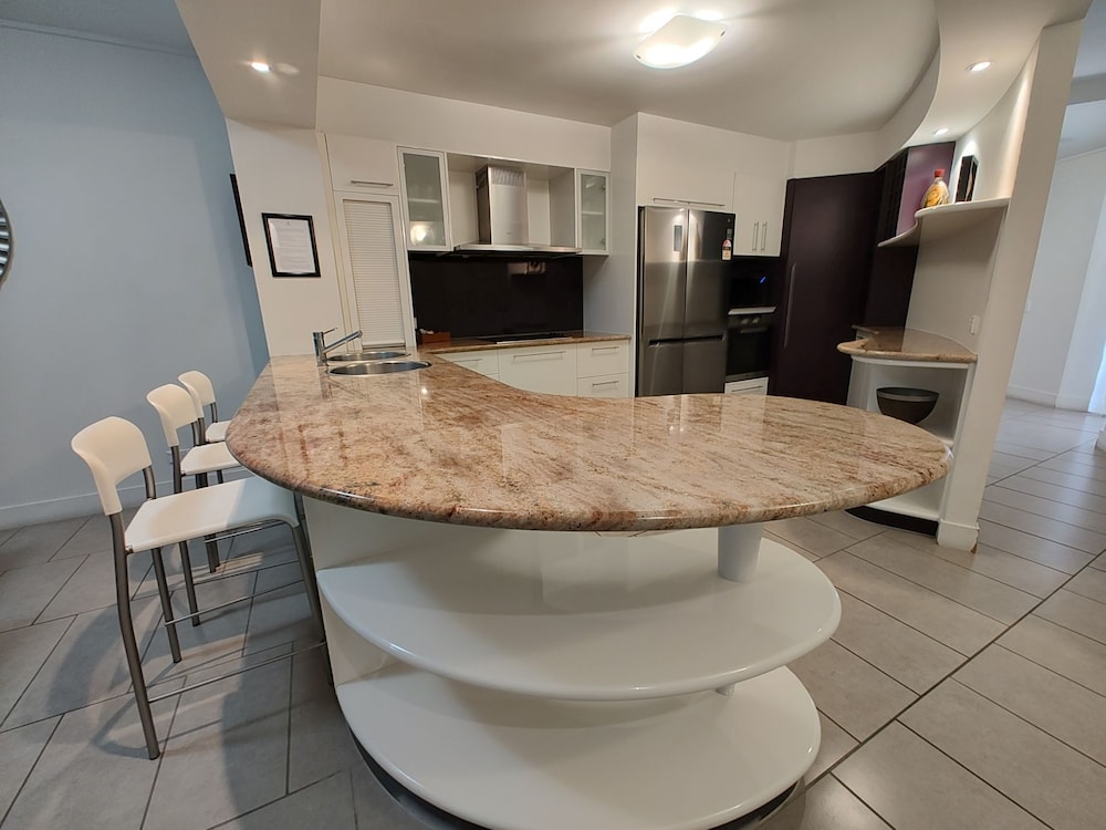 1 Bedroom Apartment photo 3
