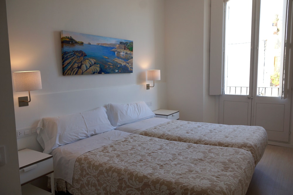 Superior Double Room, Terrace, Partial Ocean View