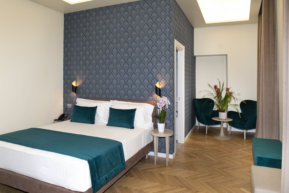 Standard Suite