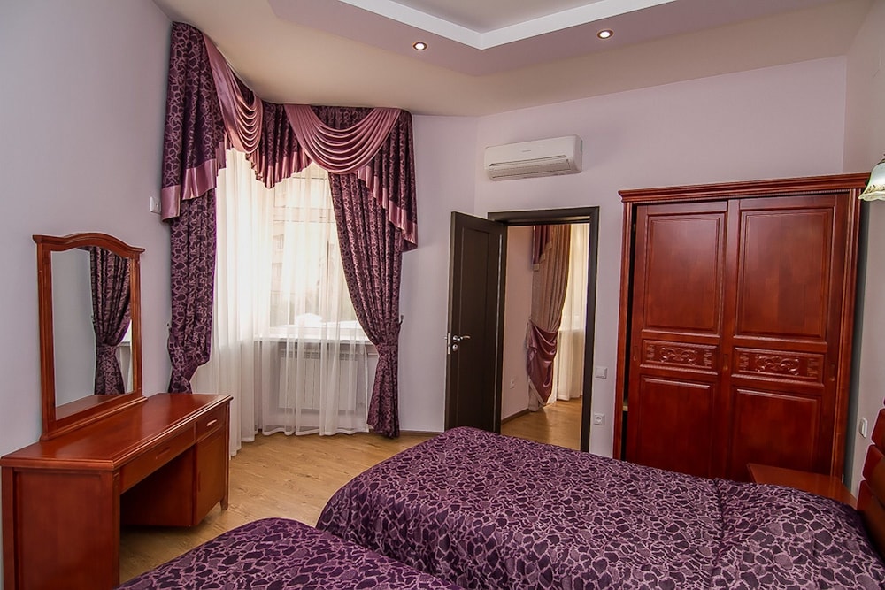 Suite, 1 Bedroom, Balcony photo 2