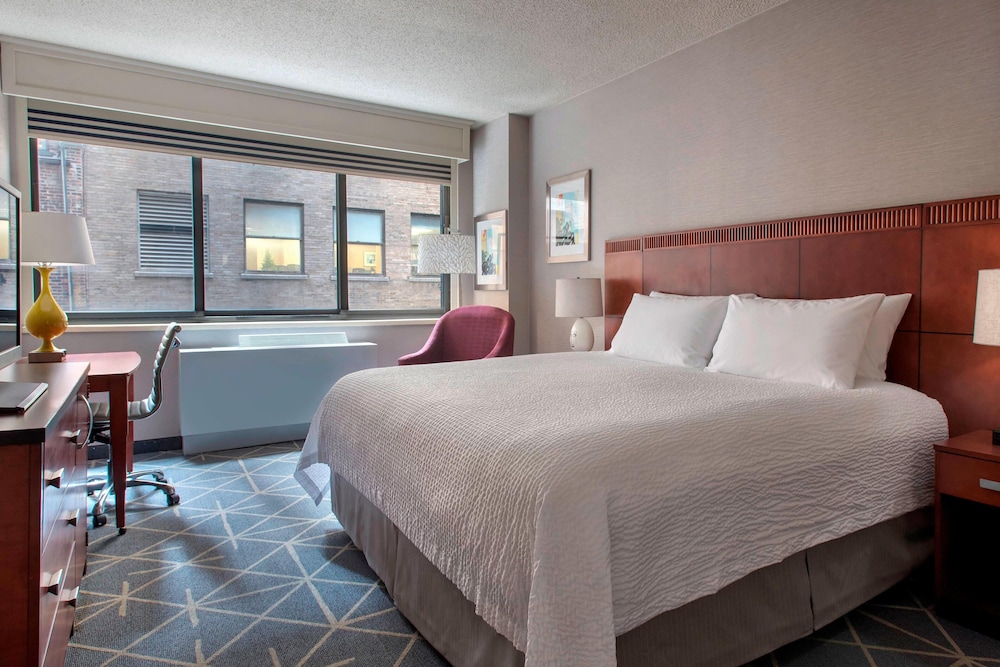 Room, 1 King Bed with Sofa bed