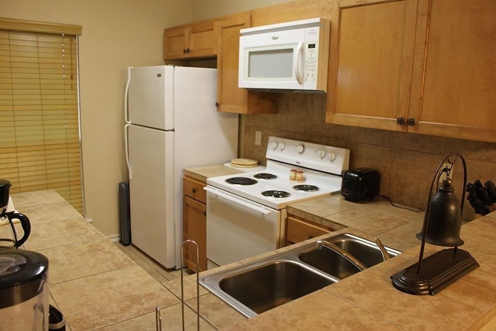 Western Place Suites (A-Side) photo 2