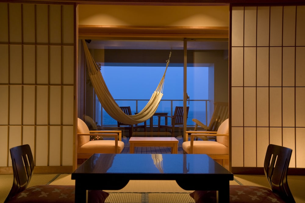 Premium Room, Non Smoking, Ocean View photo 3