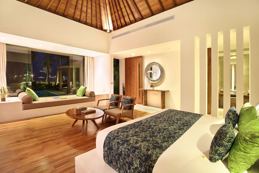 Luxury Villa, Pool View photo 2