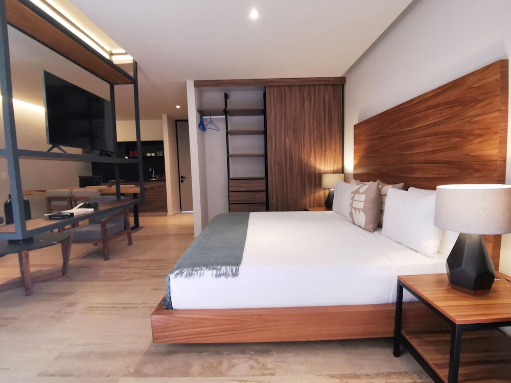 Luxury Loft, 1 Bedroom, Balcony