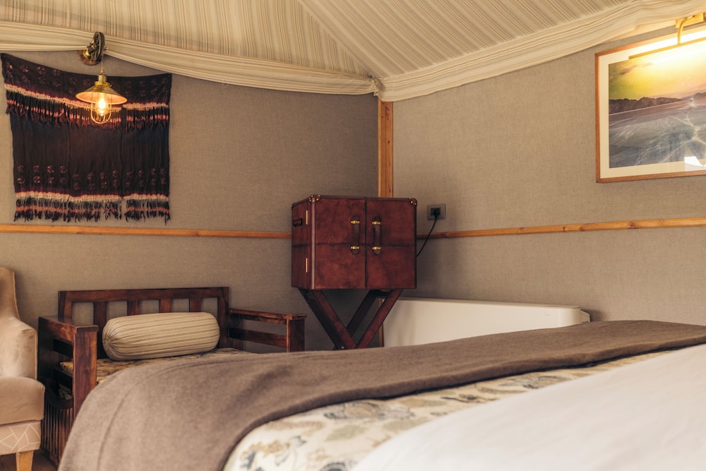 Premium Tent, 1 Bedroom photo 1