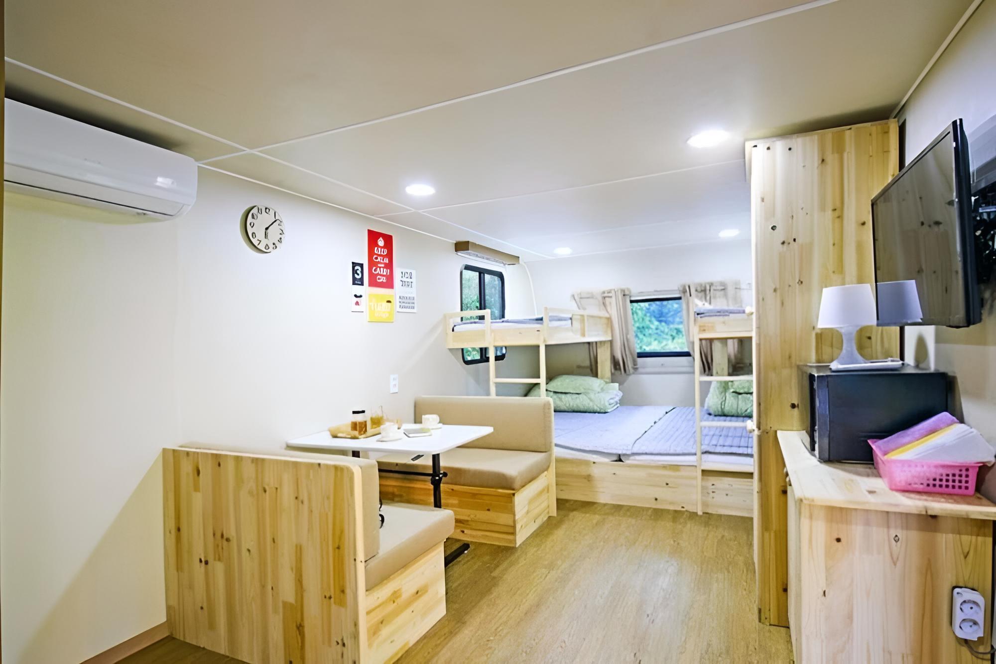 Room (General Rock (Caravan)) photo 2