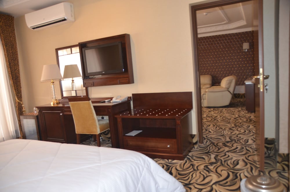 Royal Room