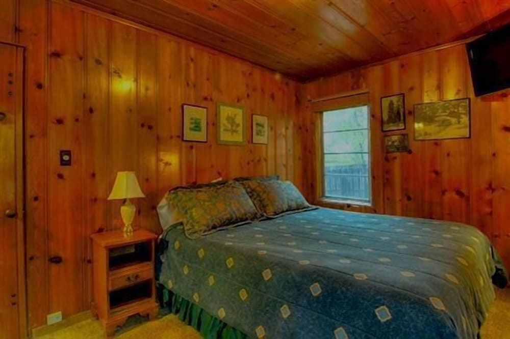 House, 6 Bedrooms photo 1