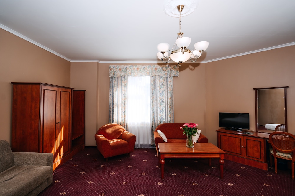 Deluxe Studio Suite thumbnail 6