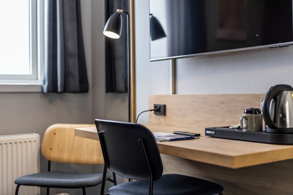 Premium Single Room photo 2