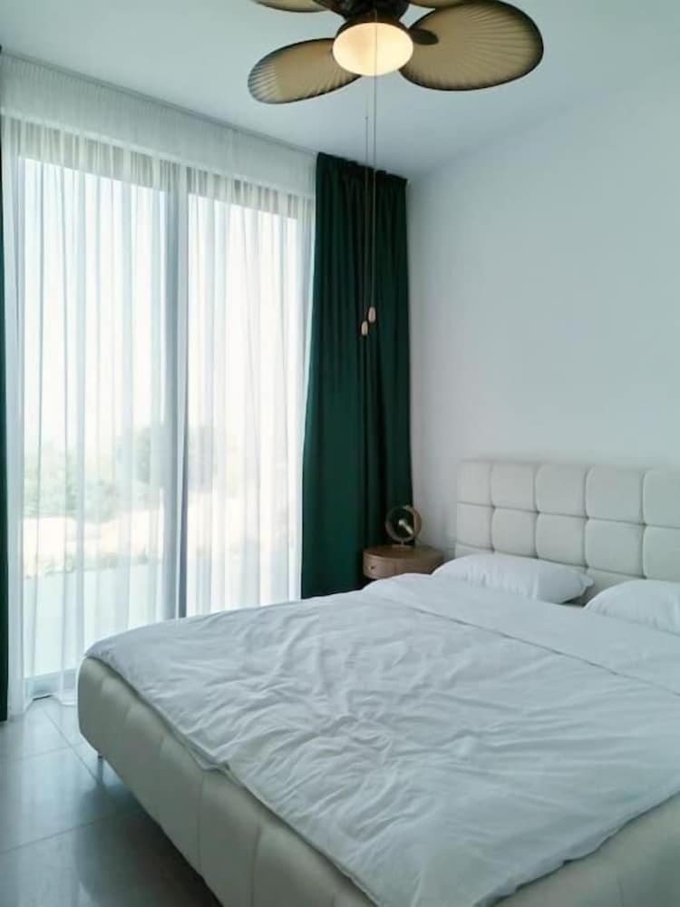 Apartment, 2 Bedrooms, Accessible, Smoking photo 3