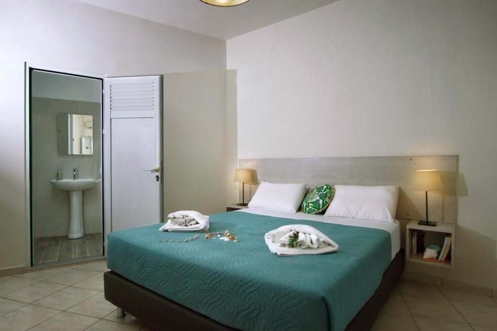 Standard Quadruple Room, Balcony, Sea View