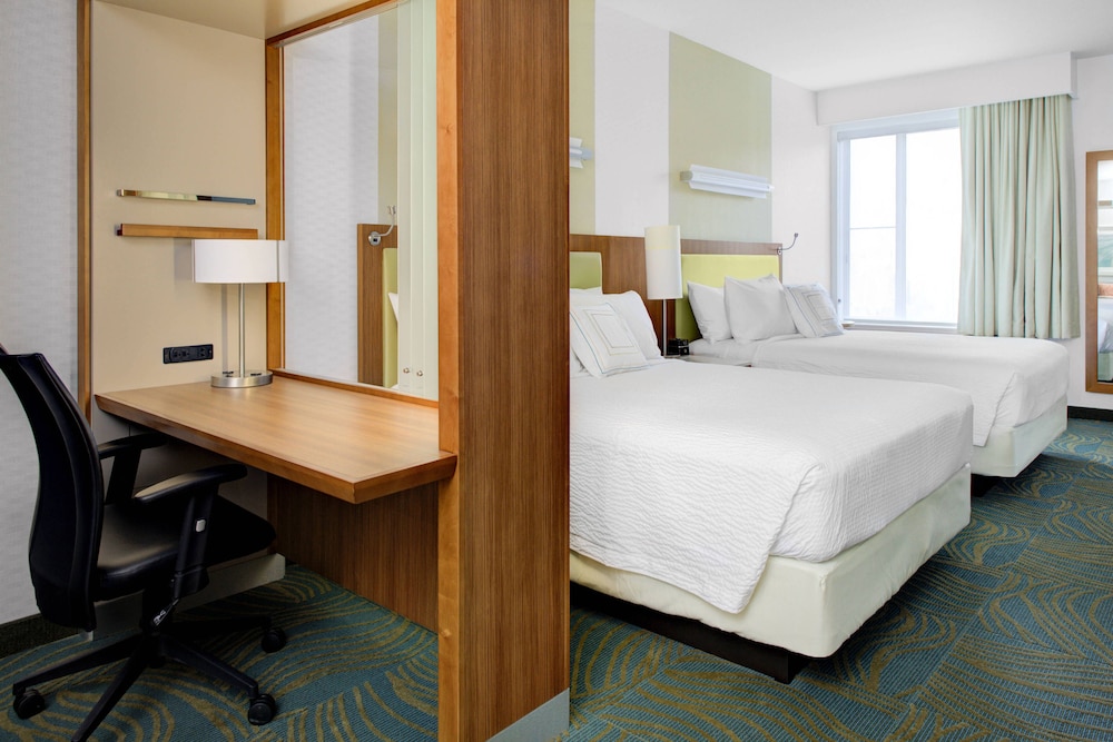 Suite, Multiple Beds