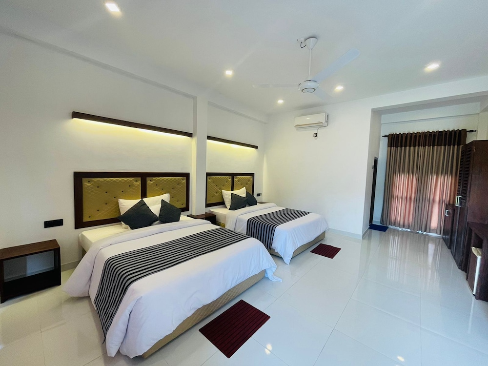 Luxury Quadruple Room photo 1