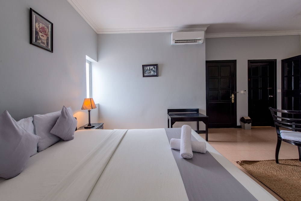 Superior Double or Twin Room - Photo 5