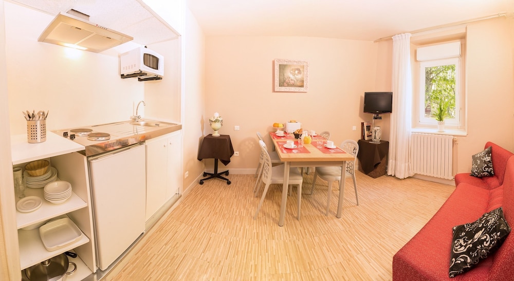 Apartment - Photo 4