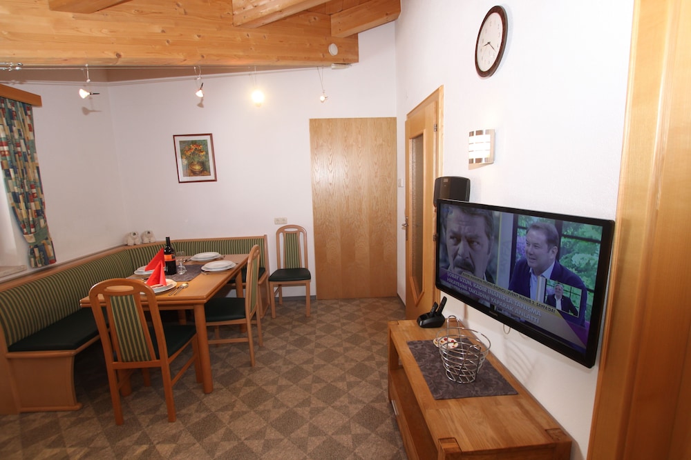 Apartment, 3 Bedrooms, Balcony (Excl. Cleaning Fee Eur 130) photo 3