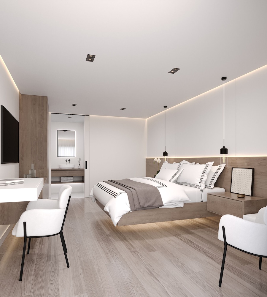 Standard Room, 1 King Bed photo 1