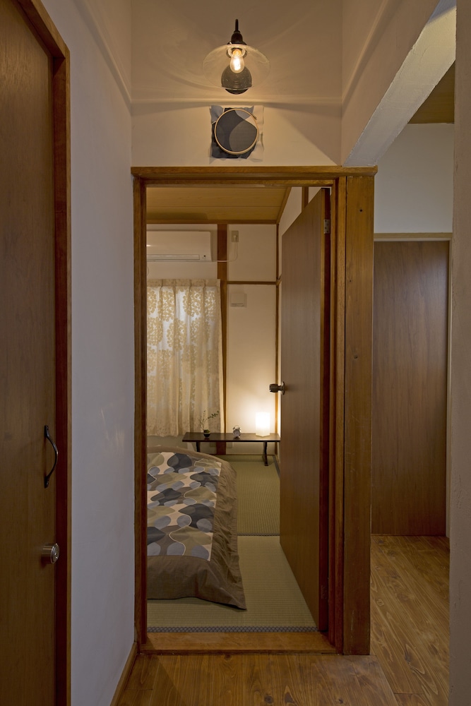 Traditional Double Room, Non Smoking (INDIGO ROOM) photo 2
