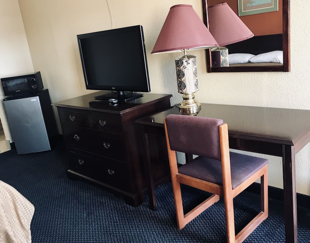 Double Room, 2 Queen Beds, Non Smoking photo 1