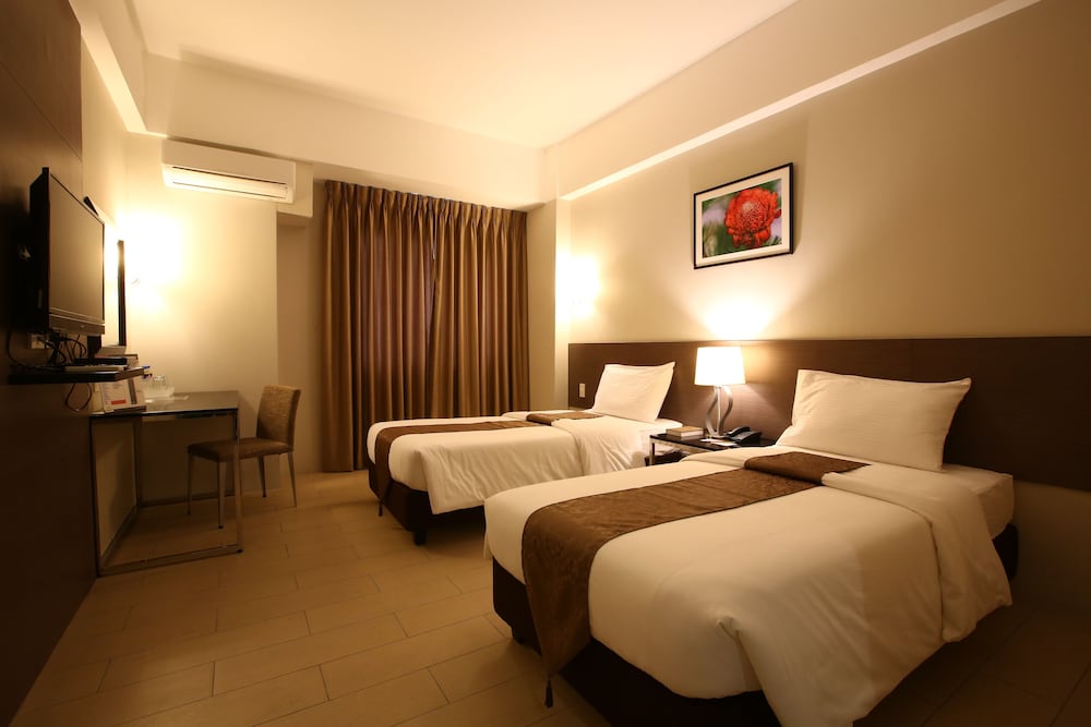 Deluxe Twin Room photo 2