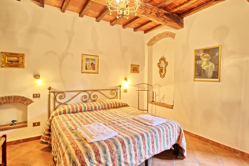 Panoramic Apartment, 4 Bedrooms (Montescalari 9) photo 1