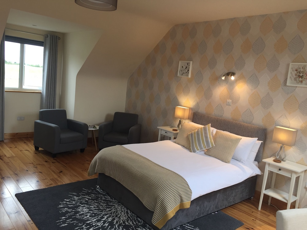 Deluxe Quadruple Room photo 2
