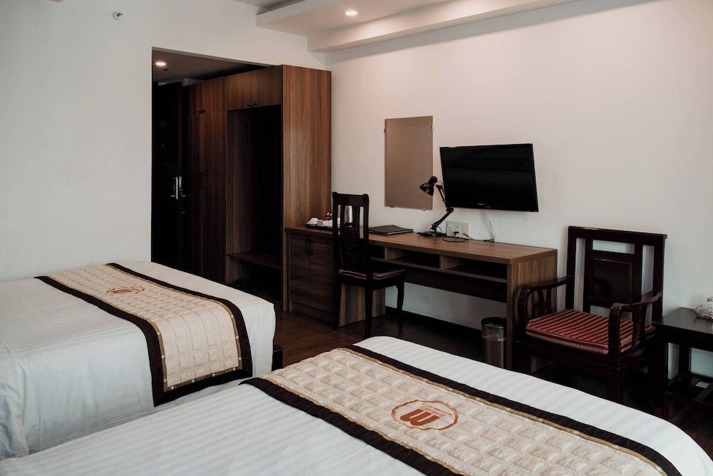 Deluxe Triple Room, River View