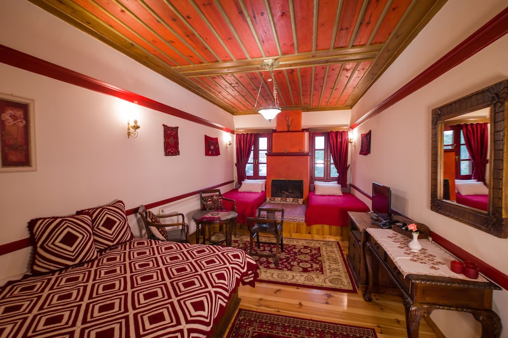 Double Room, Fireplace photo 2