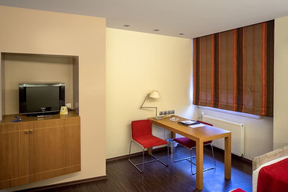 Superior Triple Room - Photo 4