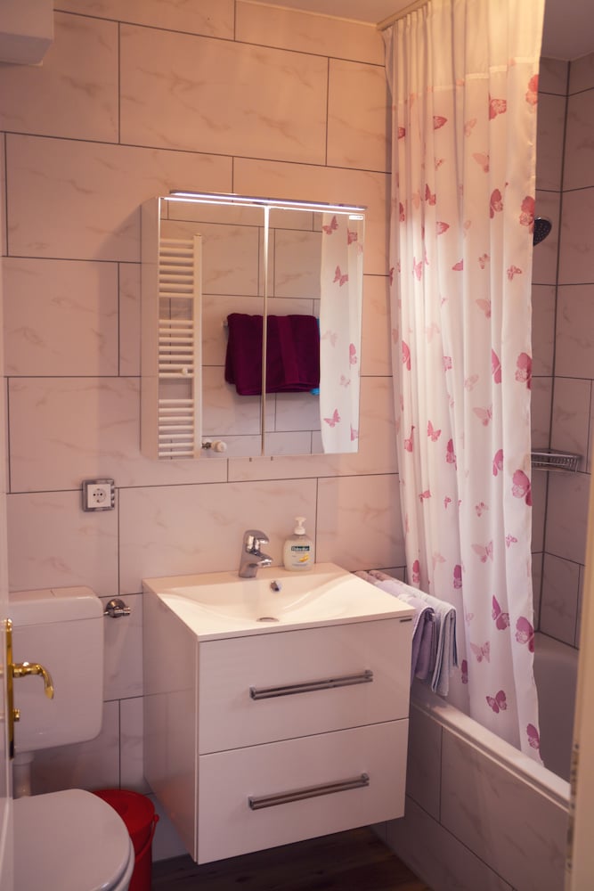 Double Room - Photo 3