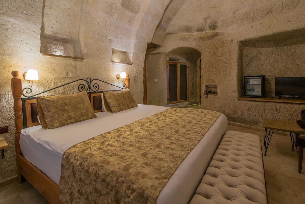 Deluxe Double Room, Courtyard View photo 3