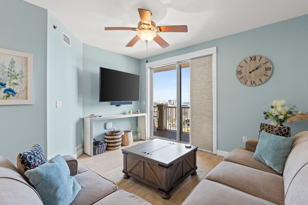 Condo, 2 Bedrooms, Sea View (2-1205)