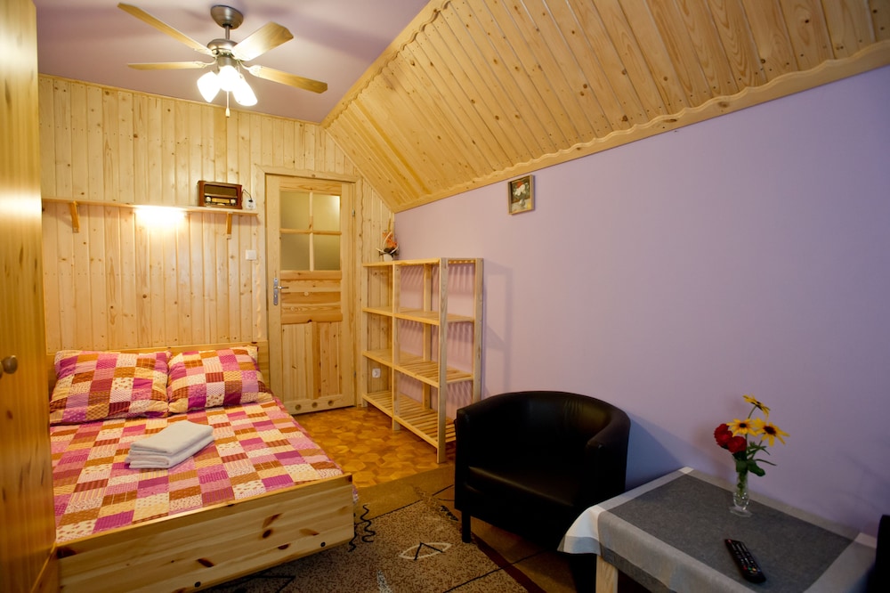 Double Room (Small) photo 1