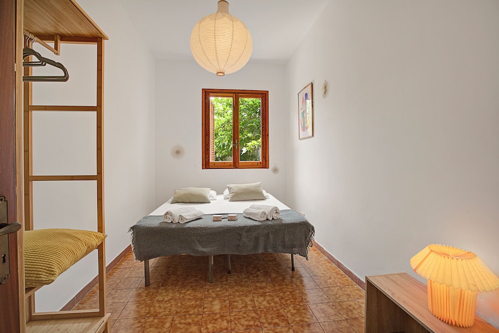 Standard Villa, 3 Bedrooms, 2 Bathrooms (Villa Carolina Spacious With Garden)