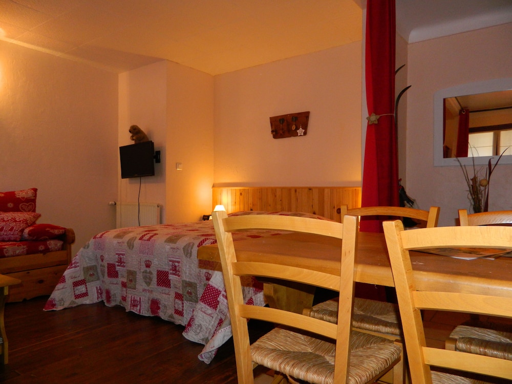 House (Marmotte) photo 1