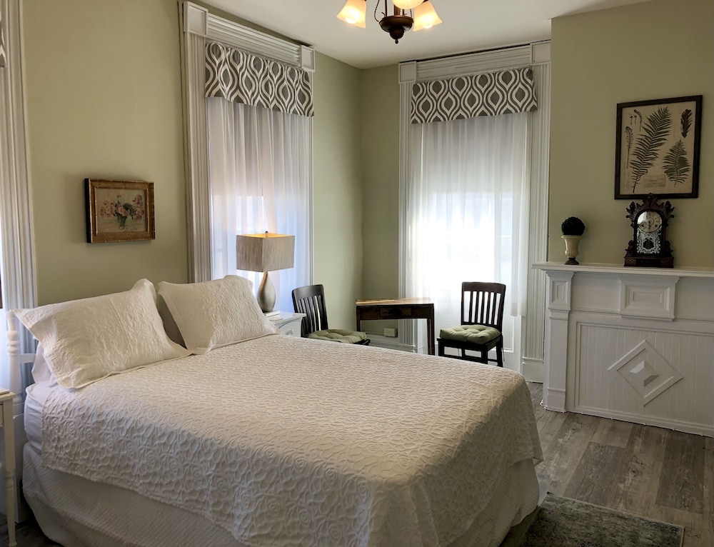 Room 1
