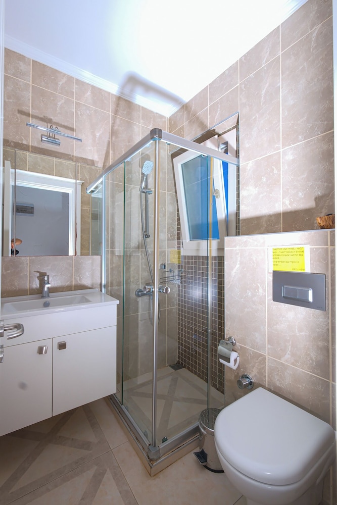 Triple Room, Pool View (Aquila) - Photo 13