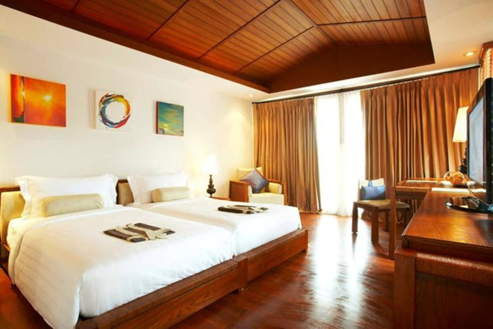 Deluxe Room - Photo 1