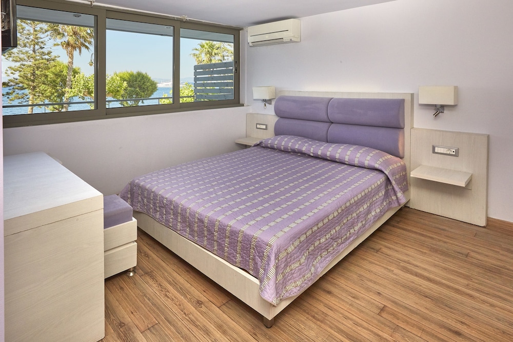 Executive Suite photo 2