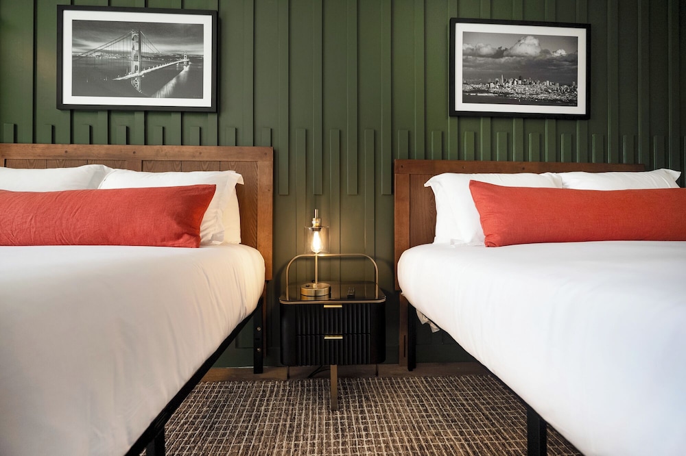 Comfort Room, 2 Queen Beds