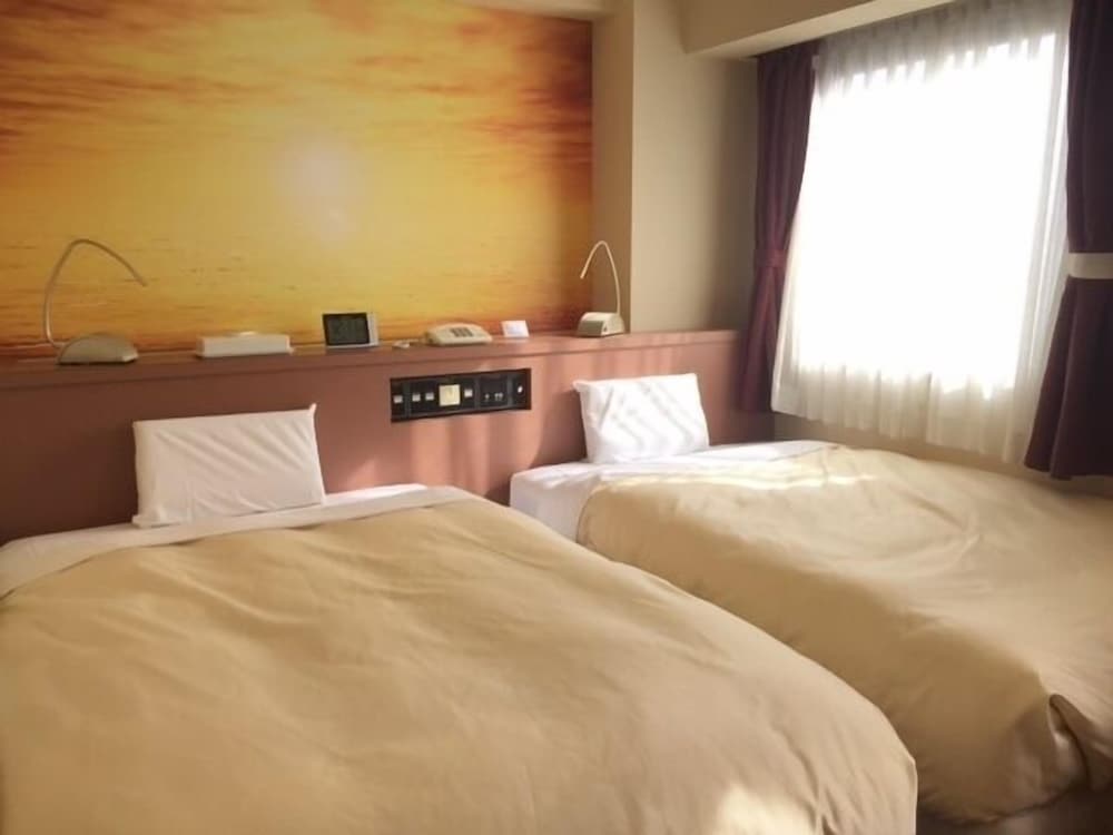 Superior Twin Room, Non Smoking photo 2