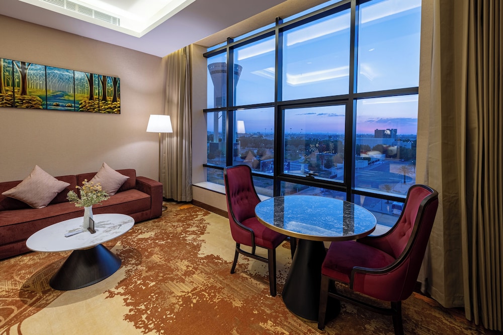 Family Suite, City View photo 1